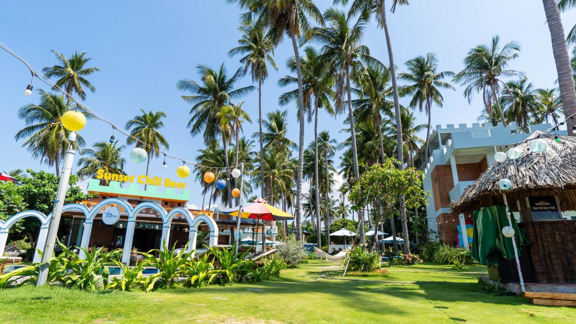 Ocean Place Resort Mui Ne Exteriör bild